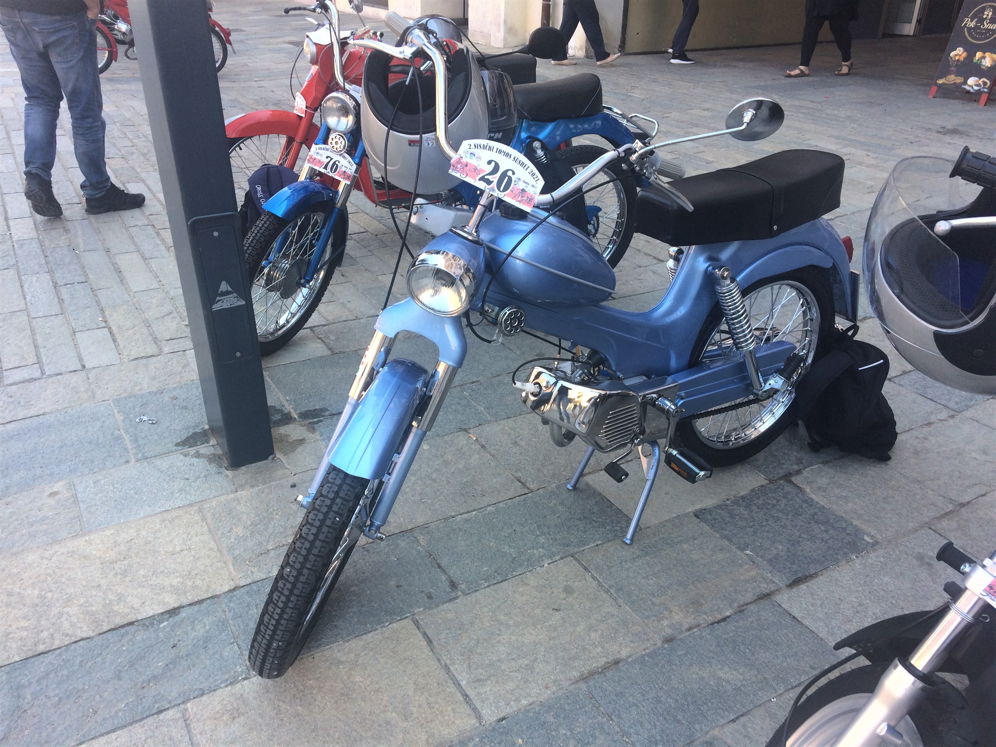 TOMOS NO 04 APN 4
